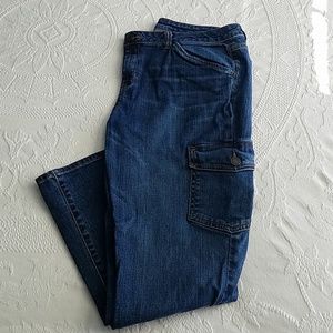 Talbots Signature Cargo Capri 10/30